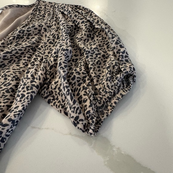 Abercrombie & Fitch Leopard Print Mini Dress - Picture 3 of 4